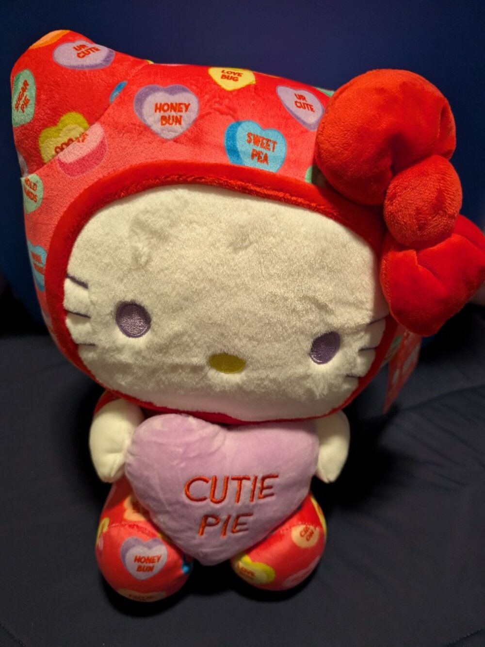 NEW! Sweethearts X Hello Kitty Sanrio “CUTIE PIE” Valentines Day XL Plush 21”
